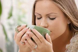Чай от головной боли: какой помогает, болит голова