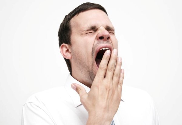 Вывих челюсти: что делать, при зевании, лечение
