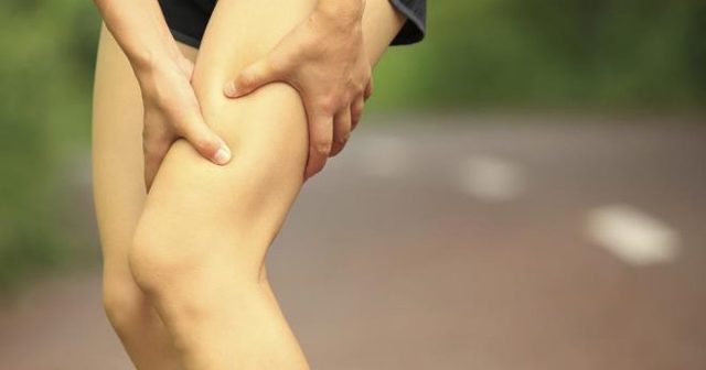 Растяжение мышц на ноге: что делать, как лечить, лечение