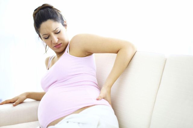 Болят почки при беременности: на ранних сроках, что можно