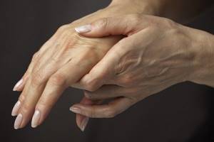 Болят суставы пальцев рук: причины и лечение, боли, что делать